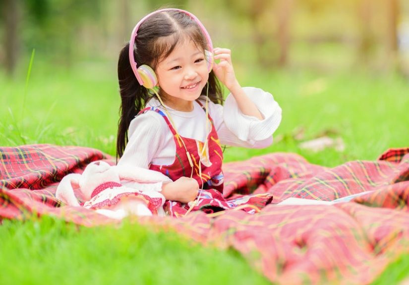 15 Easter Songs for Kids - Best Songs About Easter, Bunnies, or Eggs