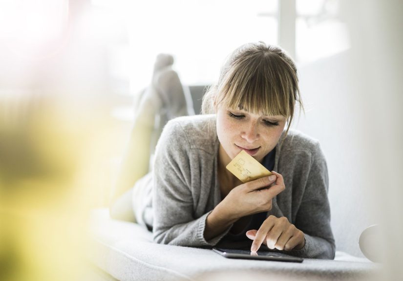 Cutting Expenses and Closing Accounts for a Simple Budget
