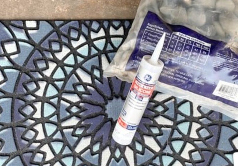How to create a spa-like feel in your home with this DIY rock mat. Follow this simple tutorial to ea