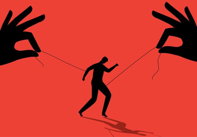 8 Tips for Dealing With a Control Freak