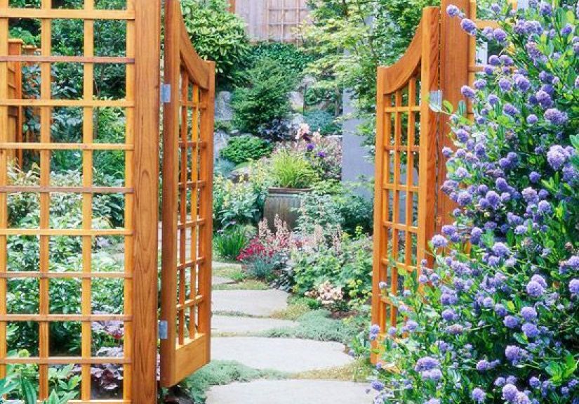 Garden Path and Front Entrance Walkway Landscaping Ideas