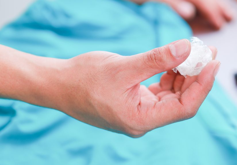How to Make Your Own Lint Roller: 9 Steps