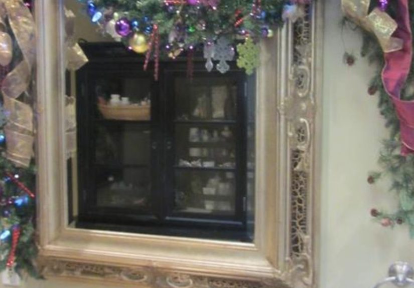 How to Store Christmas Tree Garlands