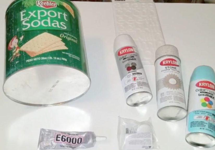 How to Upcycle a Cracker Container into a Cute Cookie Tin