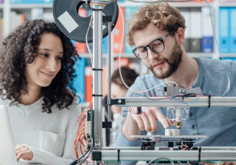 Interdisciplinarity in Laboratory Teaching from Both Sides, Now