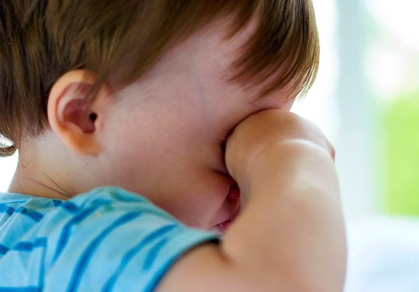 Is Green Discharge from Eye Contagious: Causes and Treatment