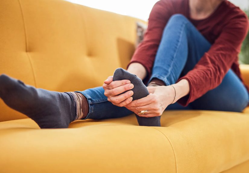 Nerve Pain and Nerve Damage: Symptoms, Causes, Diagnosis, and Treatment