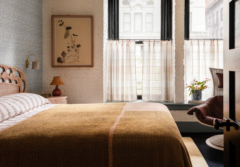 Trend Alert: Cafe Curtains Get a Glow-Up