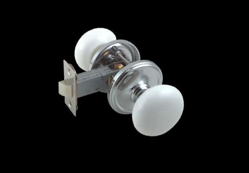White Porcelain Door Knob Passageway Set