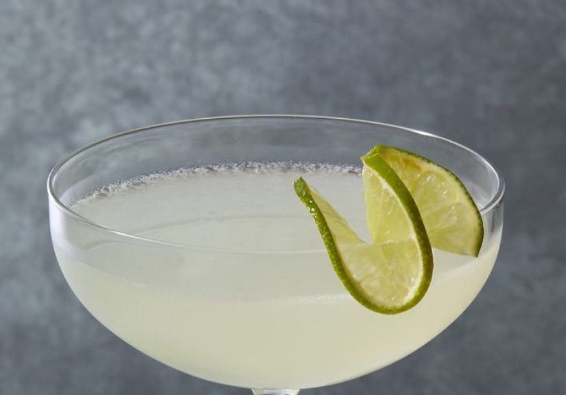 Best Classic Daiquiri Recipe - How to Make a Daiquiri Cocktail
