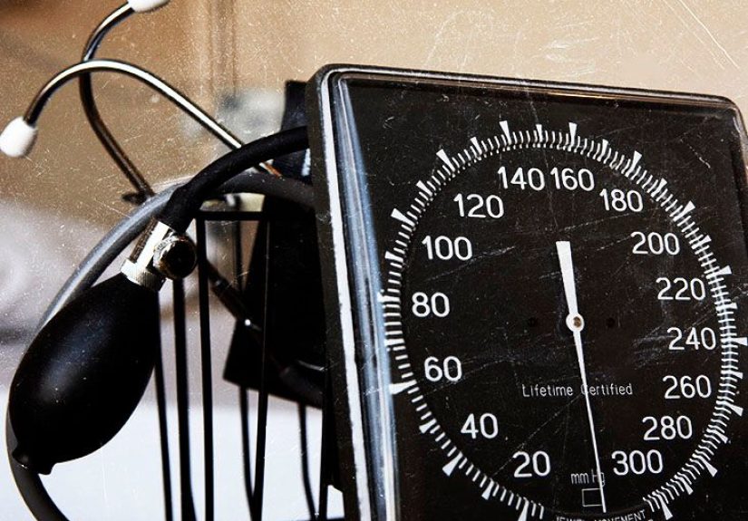 High blood pressure: What is high, symptoms, causes, and more