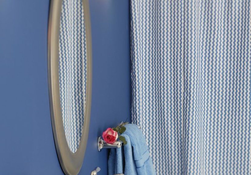 How to Make an L-shaped Shower Curtain Rod