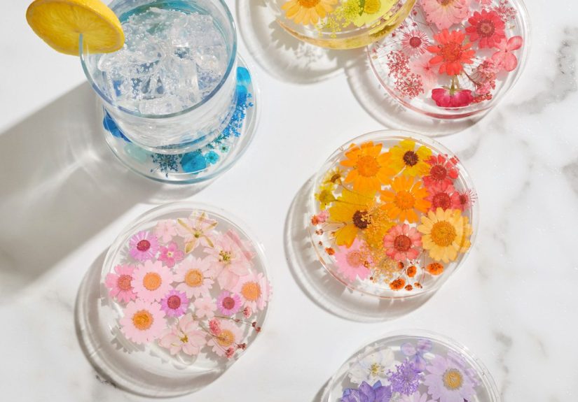 How to Make Colorful Resin Coasters with Dried Flowers