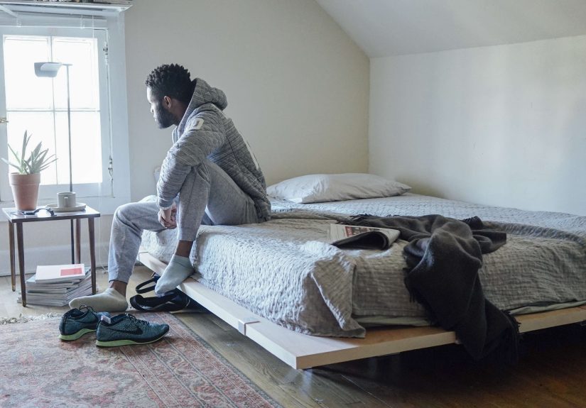 Sleep Simplified: The Floyd Platform Bed for Urban Nomads
