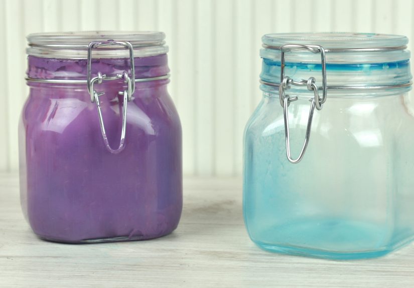 3 Ways to Paint the Inside of a Mason Jar