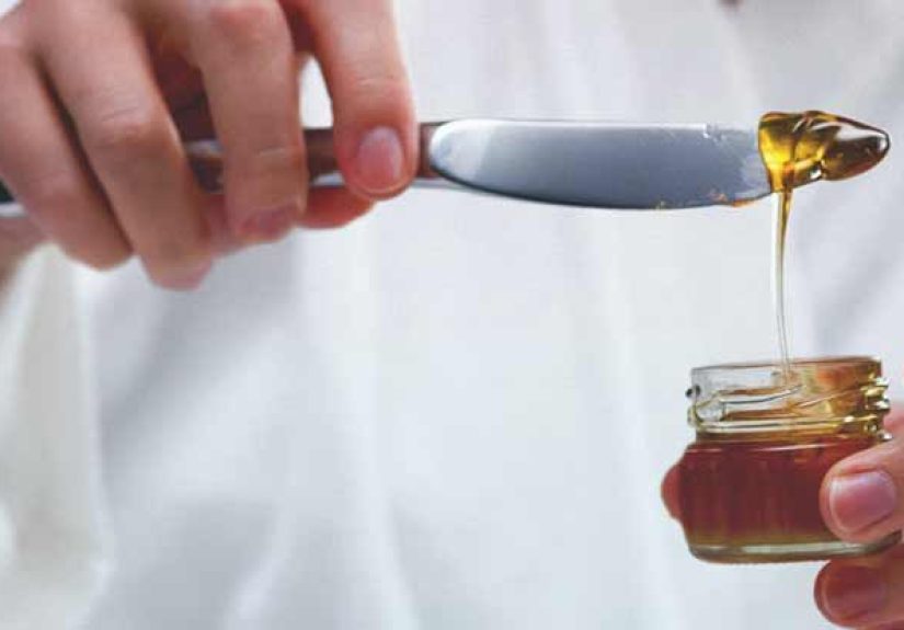 Agave Nectar vs Honey: Health Benefits