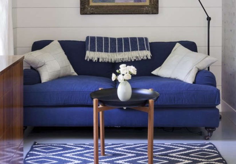High/Low: Tablo Tray Table vs. Ikea Ypperlig Side Table