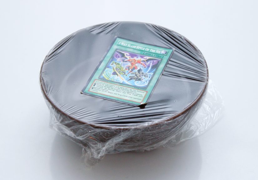 How to Fix Bent Trading Cards: 3 Easy Ways