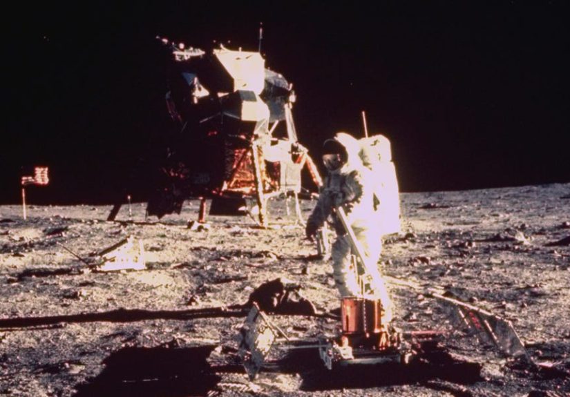 NASA’s Return to the Moon Could Include a Reusable Lunar Lander